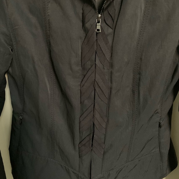 Ellie Tahari - fitted blazer - Picture 4 of 10